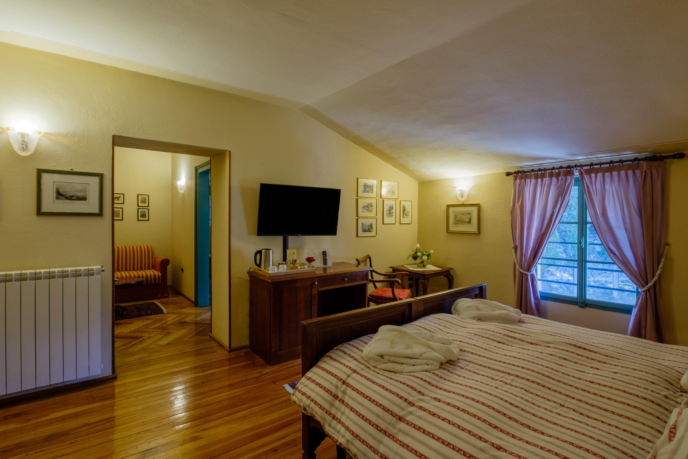 Villa Sostaga Boutique Hotel Gargnano Exterior photo